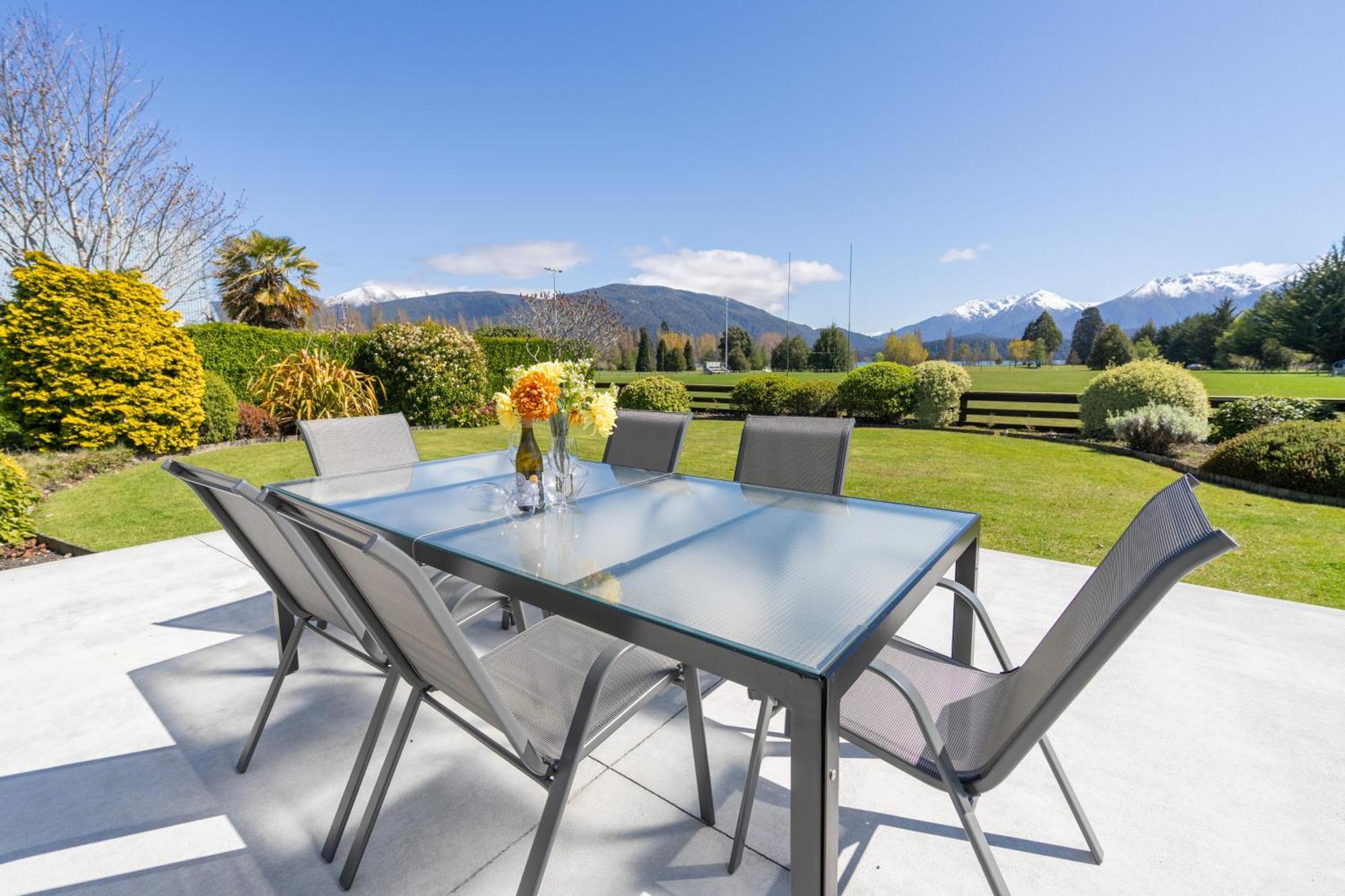 Kepler Retreat - Te Anau Holiday Home Ngoại thất bức ảnh